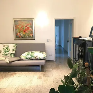 Schöne, Zentrale Am Nationaltheater Apartment