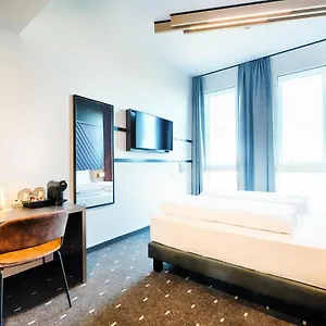 *** Hotel Nuernberg-west Alemanha
