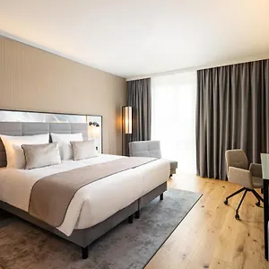 **** Hotel Leonardo Royal Bonn Airport Alemanha