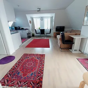 Peaceful Apartment- 3 Zi- Loggia & Garden In Blankenese- Apartment