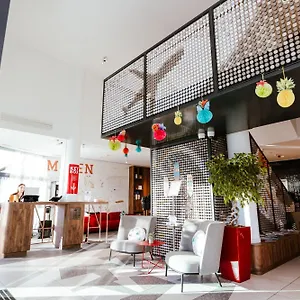 Ibis Luxembourg Aeroport Luxemburgo